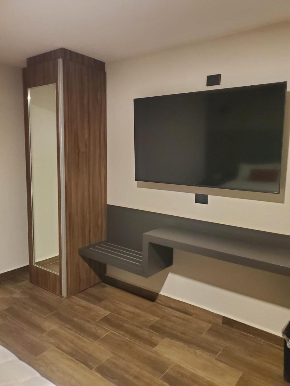 Hotel Granada Пуебла Екстериор снимка